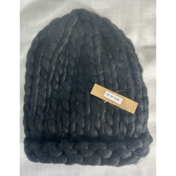 Handmade Accessories - Handmade Knitting Factory Knit Cap Beanie NWT